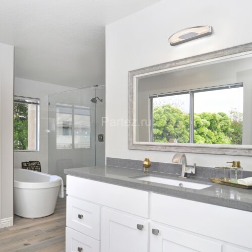 Настенный светильник Elektrostandard MRL LED 8W 1007 IP20 серебро