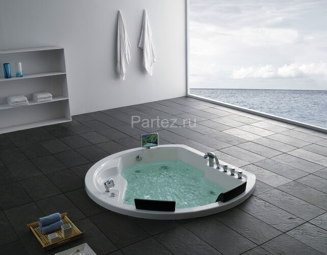 Акриловая ванна Gemy G9053 O