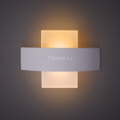 Настенный светильник Arte Lamp A1444AP-1WH