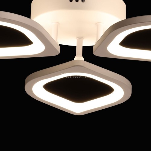 Потолочная люстра DeMarkt 424018203