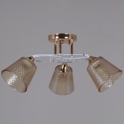 Потолочная люстра Reluce 06003-0.3-03 FG+WT