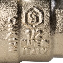 Кран шаровой полнопроходной с американкой 1/2" Stout