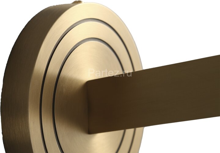 Бра Moderli V11015-1W