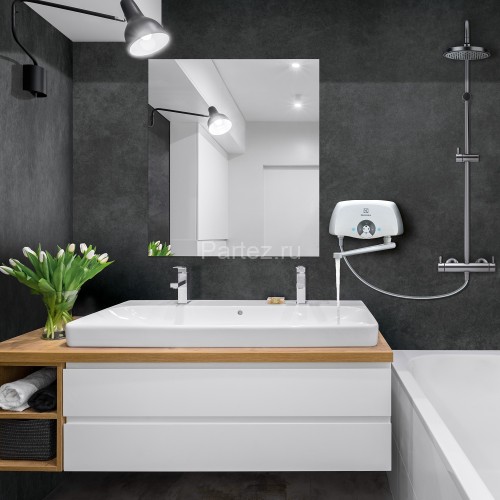 Водонагреватель электрический Electrolux SMARTFIX 2.0 T (5.5 kW) - кран
