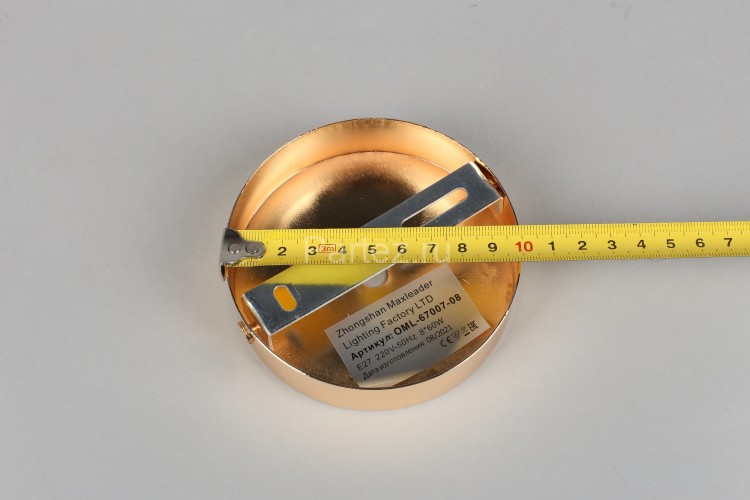 Потолочная люстра Omnilux OML-67007-08