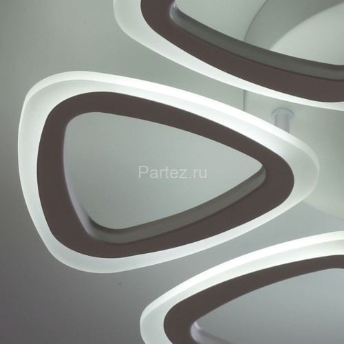 Потолочная люстра DeMarkt 424013006