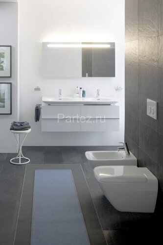 Подвесной унитаз Laufen Palace с глубоким смыванием (8.2070.0.000.000.1)