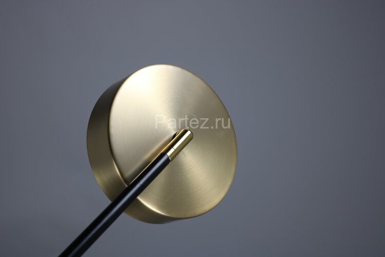 Потолочная люстра Zortes ZRS.01243.08