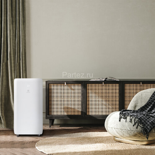 Кондиционер мобильный Electrolux EACM-09 XN/N6